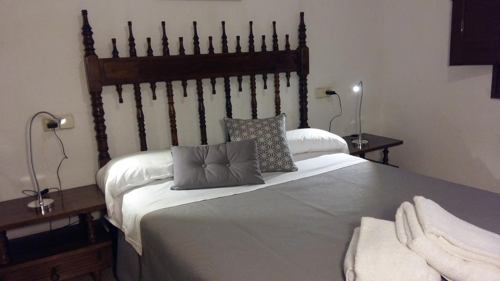 Hostal Moline Bruguera Екстериор снимка